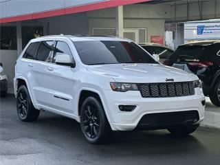 Jeep Puerto Rico ALTITUDE SUNROOF UCONNECT COMPUERTA 