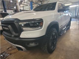 RAM Puerto Rico CREW ECODIESEL 4X4 BLANCA GRAFIX DESDE 699!