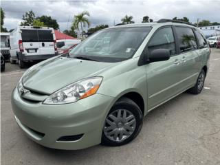 Toyota Puerto Rico Toyota Sienna LE  2007 Unidad Familiar!