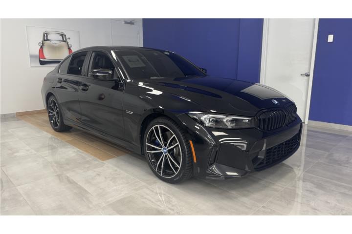BMW 330e del 2023