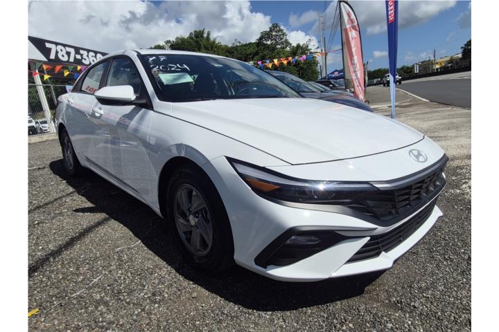 Hyundai Elantra del 2024