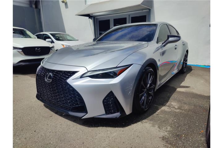 2023 Lexus IS