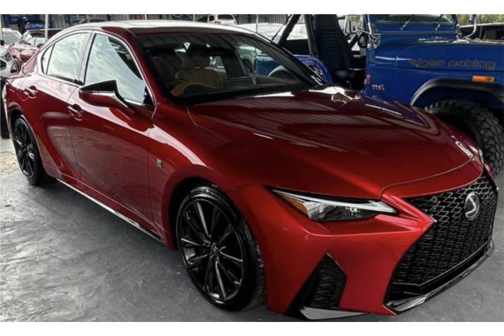 2023 Lexus IS