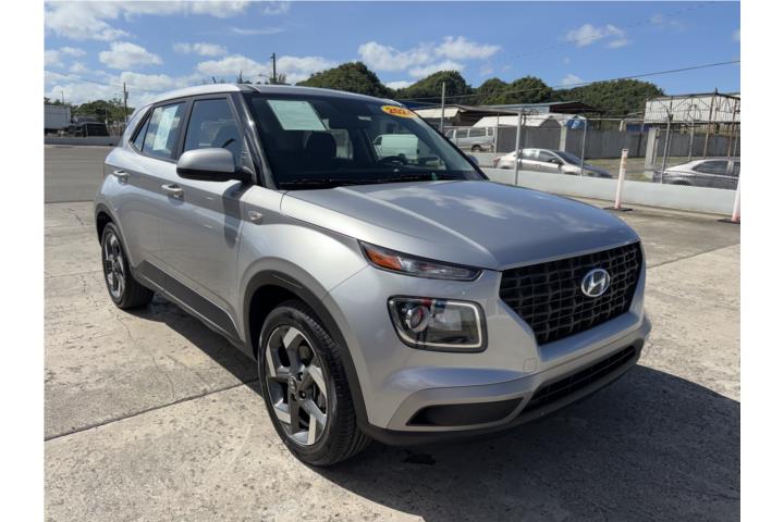 2024 Hyundai Venue SE