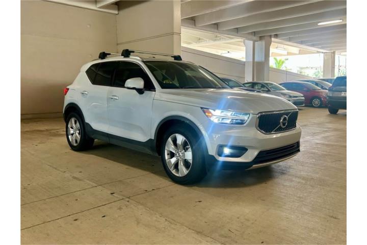 Volvo XC40 All Wheel Drive