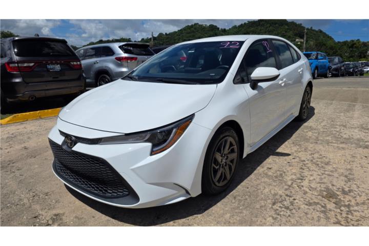 Toyota corolla 2022 34301 millas corridas