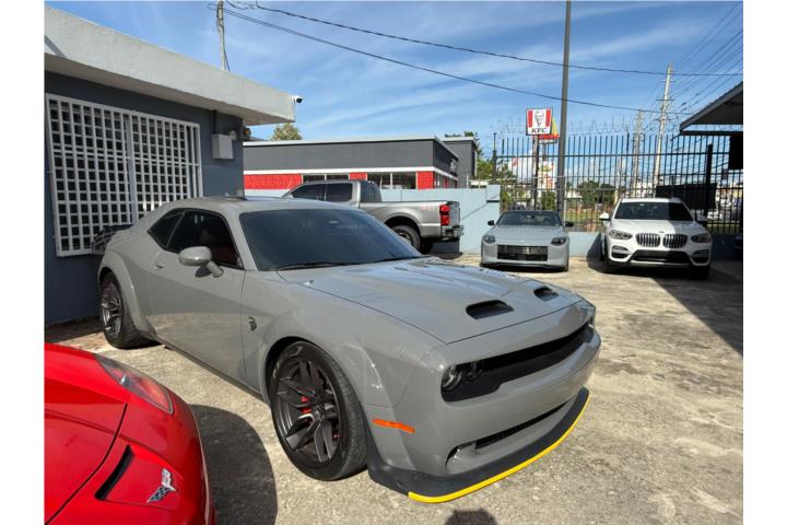 Dodge Challenger Hellcat Redeye