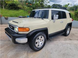 Toyota Puerto Rico FJ LINDA [$13,995] LLAMA SE VA RAPIDO