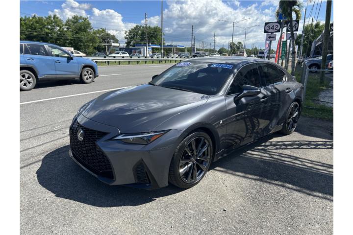 2023 Lexus IS