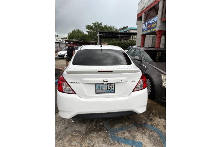 Nissan Versa del 2018