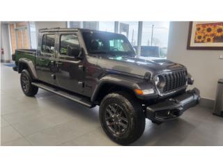 Jeep Puerto Rico JEEP GLADIATOR DARK SKY 