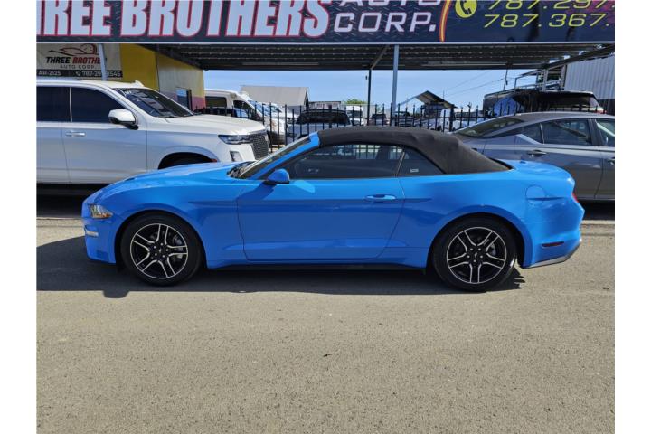 Ford Mustang EcoBoost Convertible