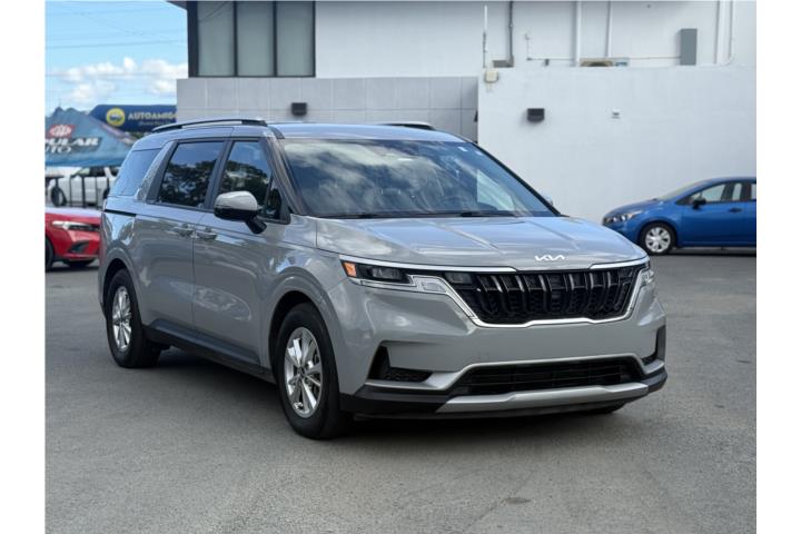 Kia Carnival