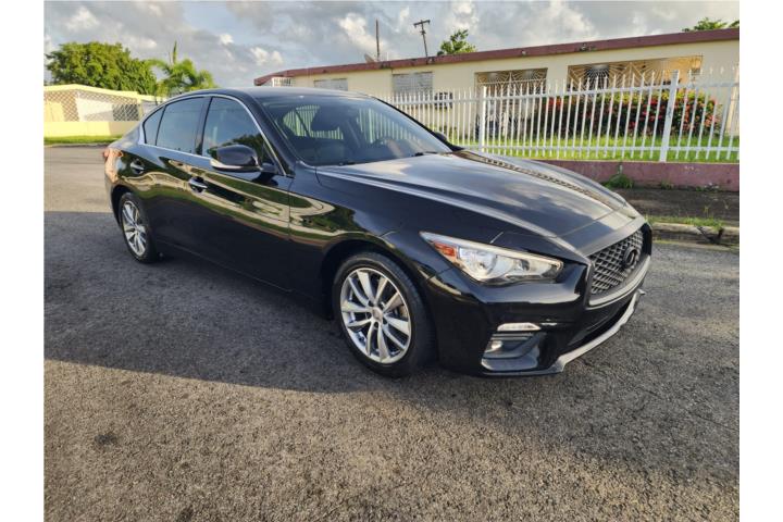 Infiniti Infiniti Q50 del 2021