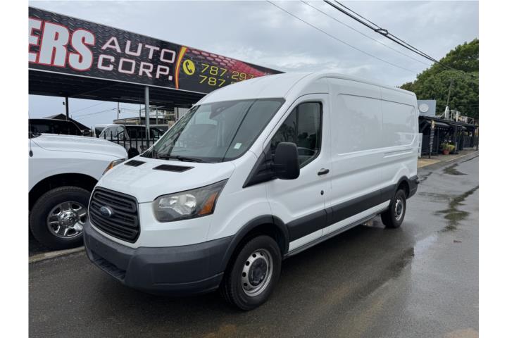 Ford Transit Cargo Van del 2018