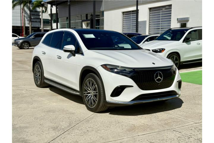 Mercedes Benz EQS SUV del 2023