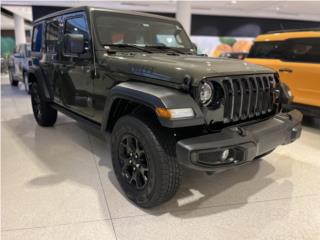 Avil�s Auto @ The Mall of San Juan Puerto Rico