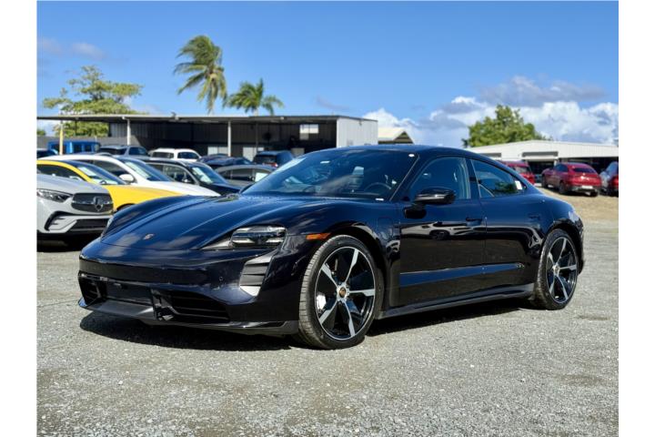 2022 Porsche Taycan Turbo