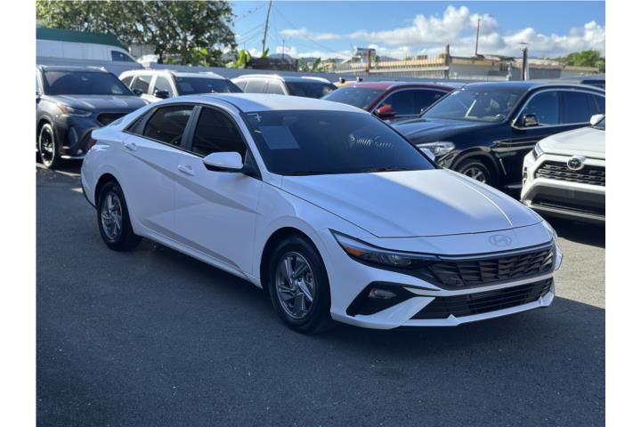 Hyundai Elantra del 2025