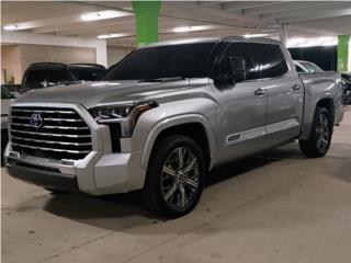 Avil�s Auto @ The Mall of San Juan Puerto Rico