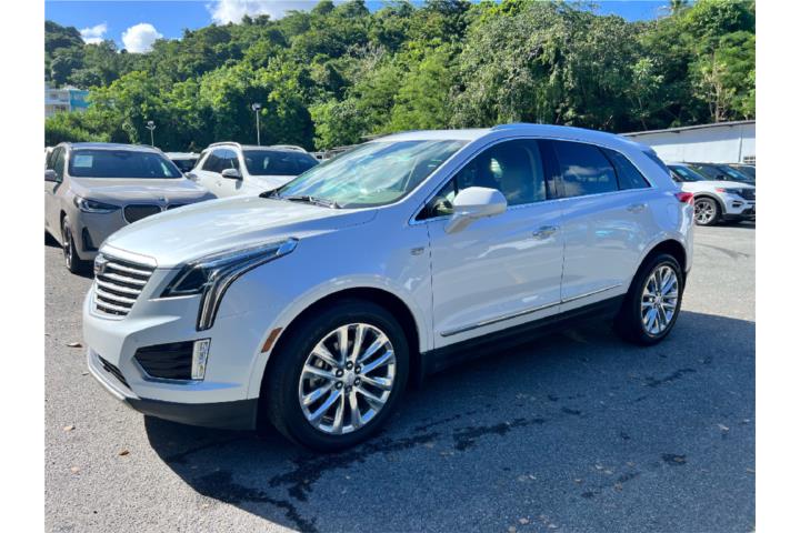 2017 Cadillac XT5 Platinum AWD