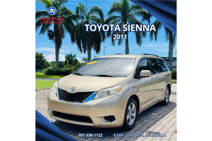 TOYOTA SIENNA 2011