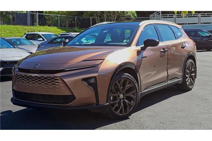 TOYOTA CROWN 2025 SIGNIA LIMITED