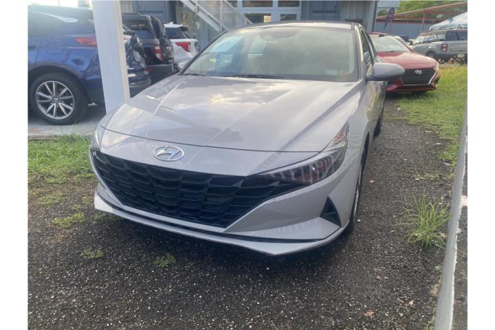 2023 Hyundai Elantra (CEMENTO)