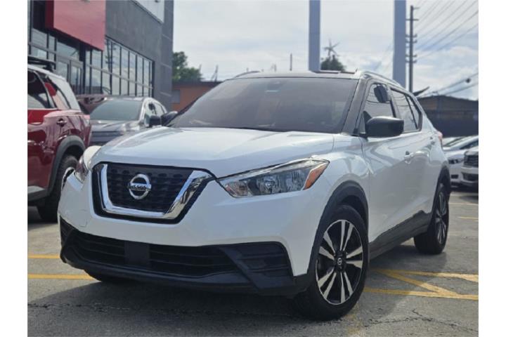 NISSAN KICKS SV 2020 USADA !!