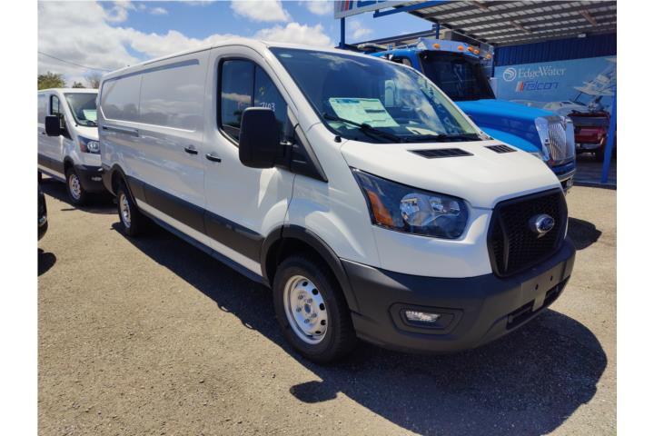 Ford Transit Cargo Van del 2024