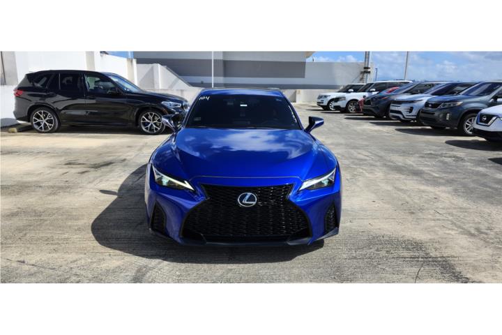 2021 Lexus IS