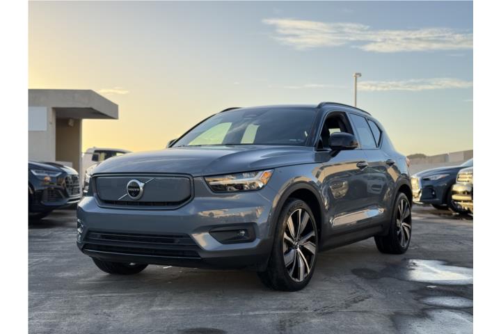 2022 Volvo XC40