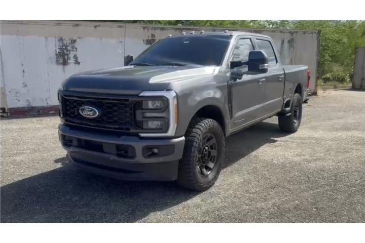 2023 Ford F250 Lariat FX4