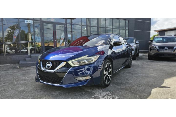 NISSAN MAXIMA SV 2018 USADA !!!!