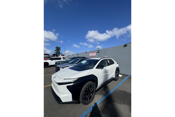 2026 Toyota bZ4X XLE Std Range