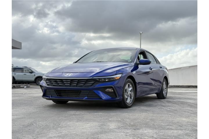 Hyundai Elantra del 2024