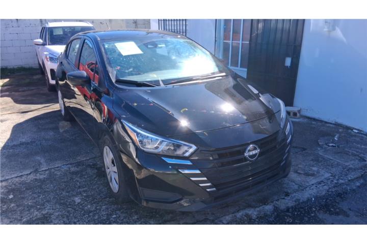 Nissan Versa del 2024