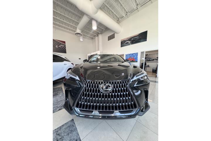 2026 Lexus NX 450h+ Premium