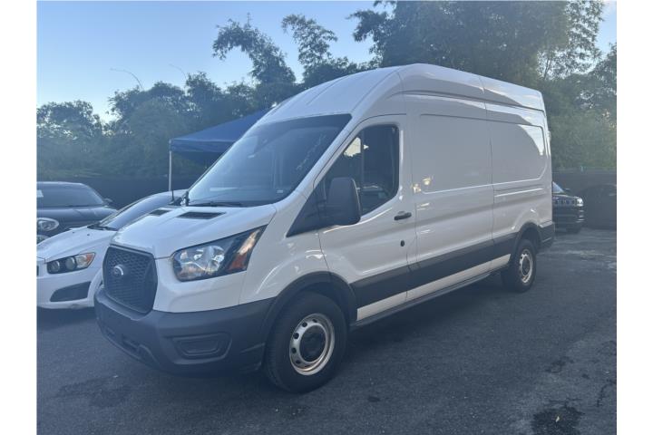 Ford Transit Cargo Van del 2023