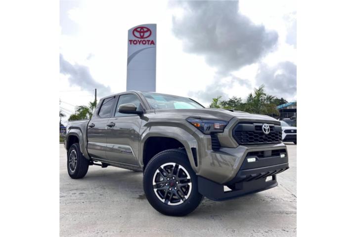 Toyota Tacoma TRD sport 4x4 2025