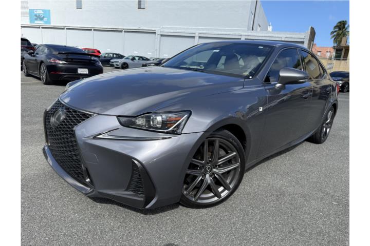 2020 Lexus IS