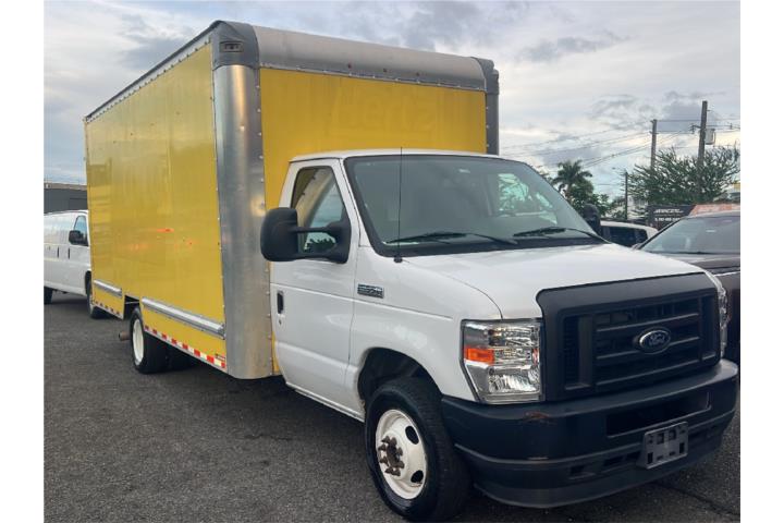 2022 Ford E-450