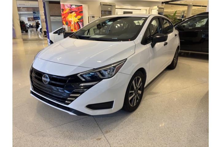 Nissan Versa del 2024