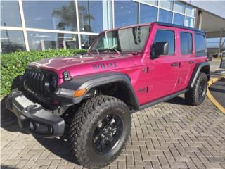 Jeep Puerto Rico Jeep Wrangler Willys colo Rosita 