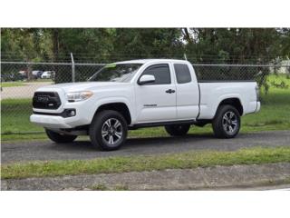 Toyota Puerto Rico Tacoma SR5 2017 Poco millaje 