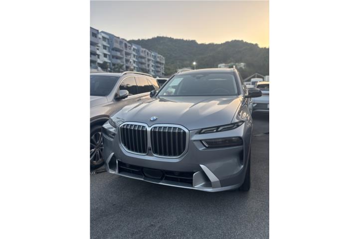BMW X7 del 2024