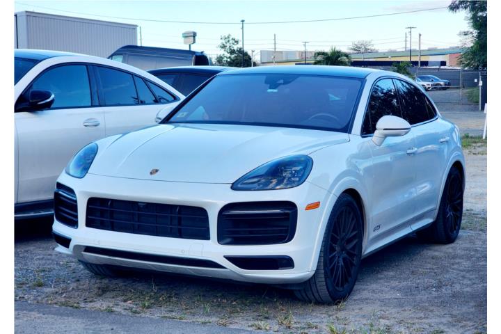 2022 Porsche Cayenne Coupe GTS
