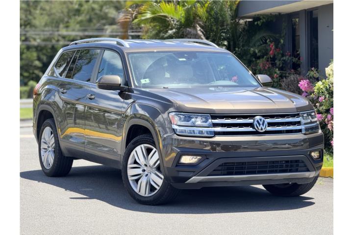 Volkswagen Atlas SE