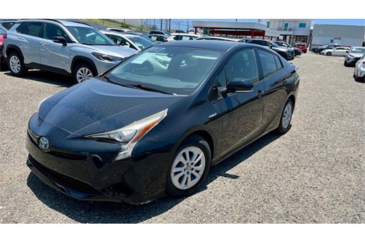 TOYOTA  Prius
