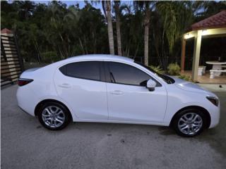 Toyota Puerto Rico Toyota Yaris en excelentes condiciones 